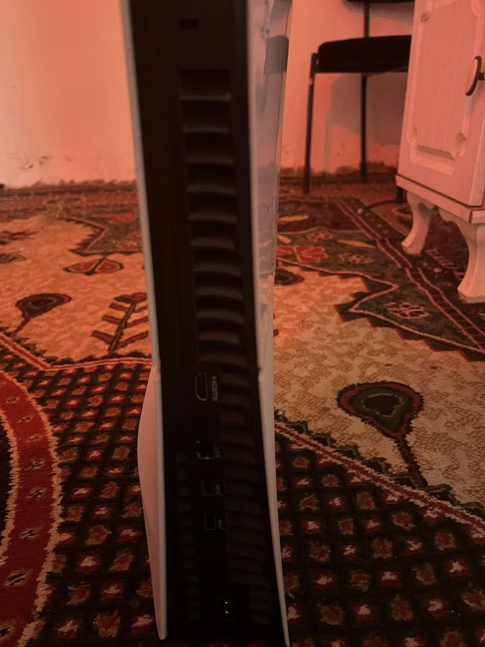 السلام عليكم 
بلي 5 ريجين أوربي مستخدم صارله شهرين 
ذاكره 1تيره 
كامل ملحقات مع موس وكيبورد هديه 
ألعاب ١- فيفا 2026 
2-بيس 
2 مورتال كومبات
وحساب اماراتي هديه 
مع العلم الحساب مال فيفا بيه تشكيله تموت واصل بيها دفجن ٢ 
وانطيك ويا كيبل مال نت تشده من الراوتر للبلي حتى النت يضل ثابت وتلعب براحتك 
السعر ٦٠٠قفل
***********
مكاني البياع حي العامل
