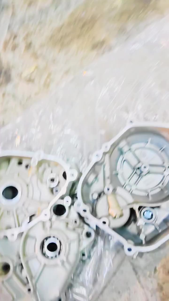 تجفيت(100)
فشك تجفيت عام (200)
ضمان 3 اشهر 
العنوان/الكرادة قرب المسرح الوطني/مقابيل باجة الحاتي/(محل بوكسر الكرادة)
***********
