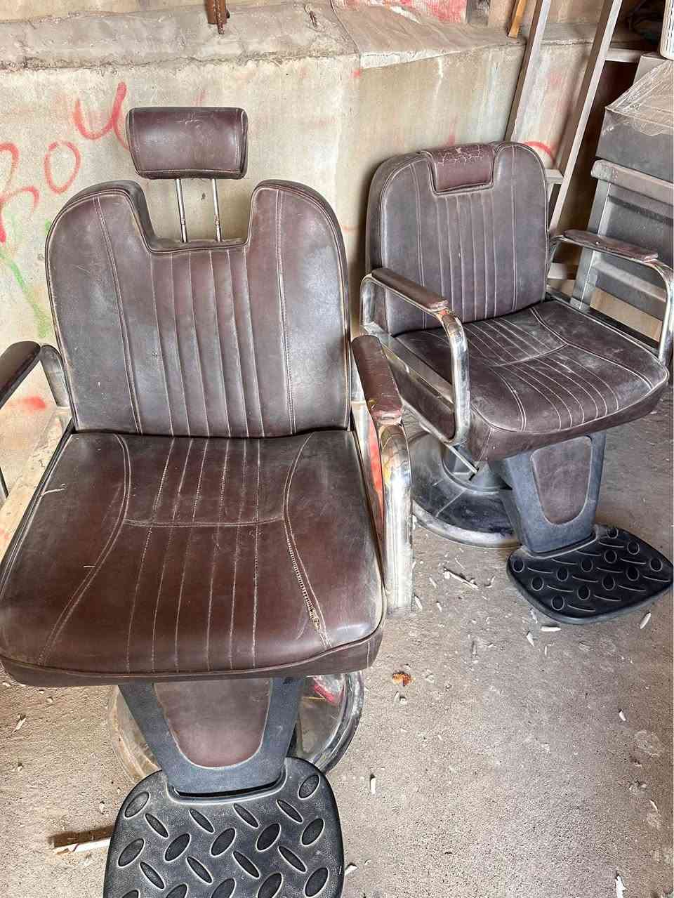 دو کورسی حەلاق ١٥٠ هەزاە أربيل, العراق


**إذا كنت صاحب هذا الإعلان وتريد حذفه لأي سبب، رجاءا أرسل رسالة إلى الدعم الفني**