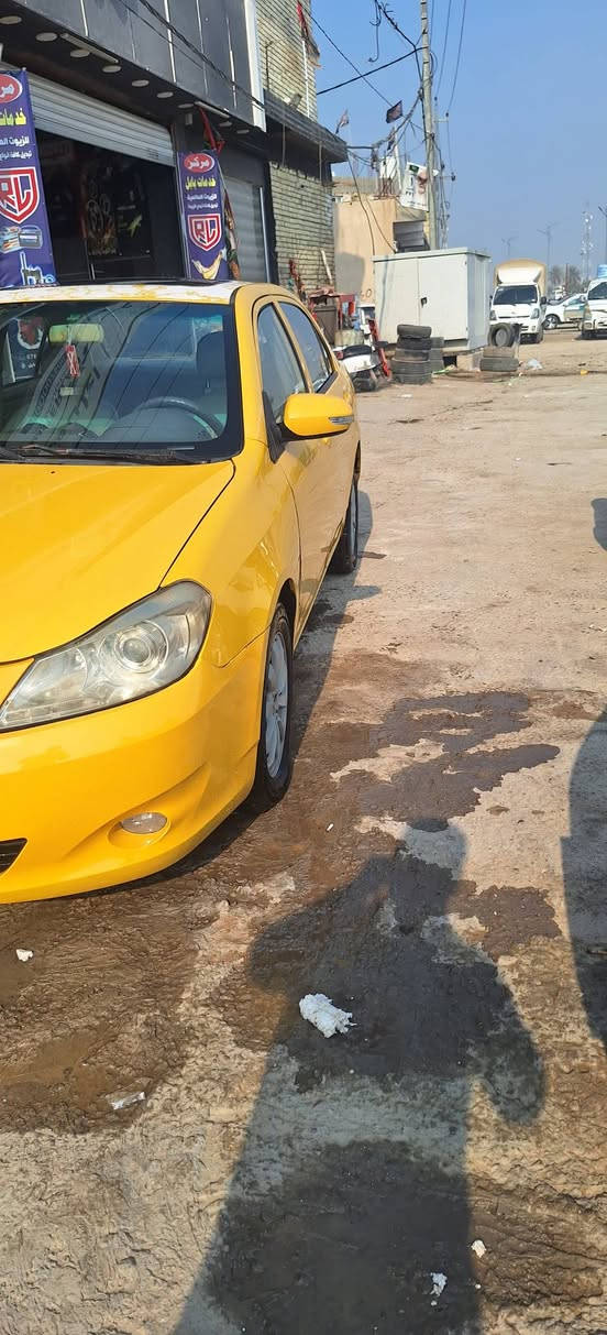 السلام عليكم بي واي دي 13 مقفوله من ضربه السياره جاهزه ما بيها صبغ بيها مكانات جيرهمقفوله تبريد جاهزه سياره اوتو تحويل مباشر السعر 38 بيها مجال بسيط العنوان بابل ***********
