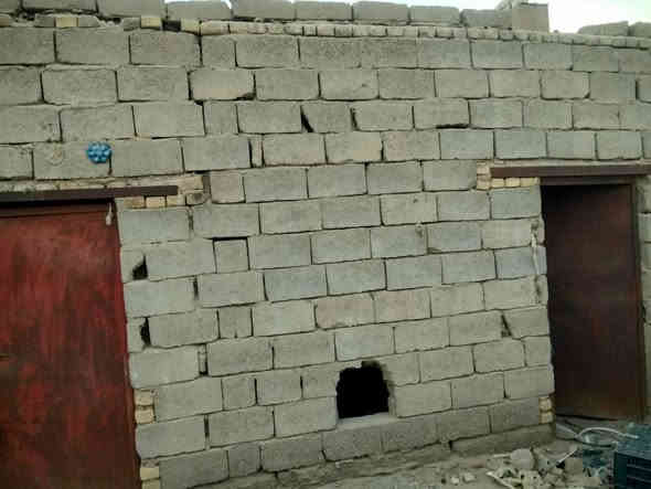 السلام عليكم ورحمة الله وبركاته يوجد لدينا بيت 200متر السعر 14مليون أب منطقة سيد خضير قرب المرقد *********** ابو سجاد
