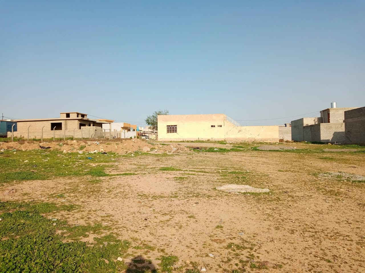 قطع اراضي للبيع في القوسيات حي الزيتون
متوفر خدمات وواصله تبليط موقع مميز  ملاصق للبناء

متوفر مساحة 450 متر

اسعار مناسبه جدا 

(سعر المتر 90 الف وبي مجال )

(يعني 100 متر بـ 9 ملائيين )

للتواصل :
***********
***********
