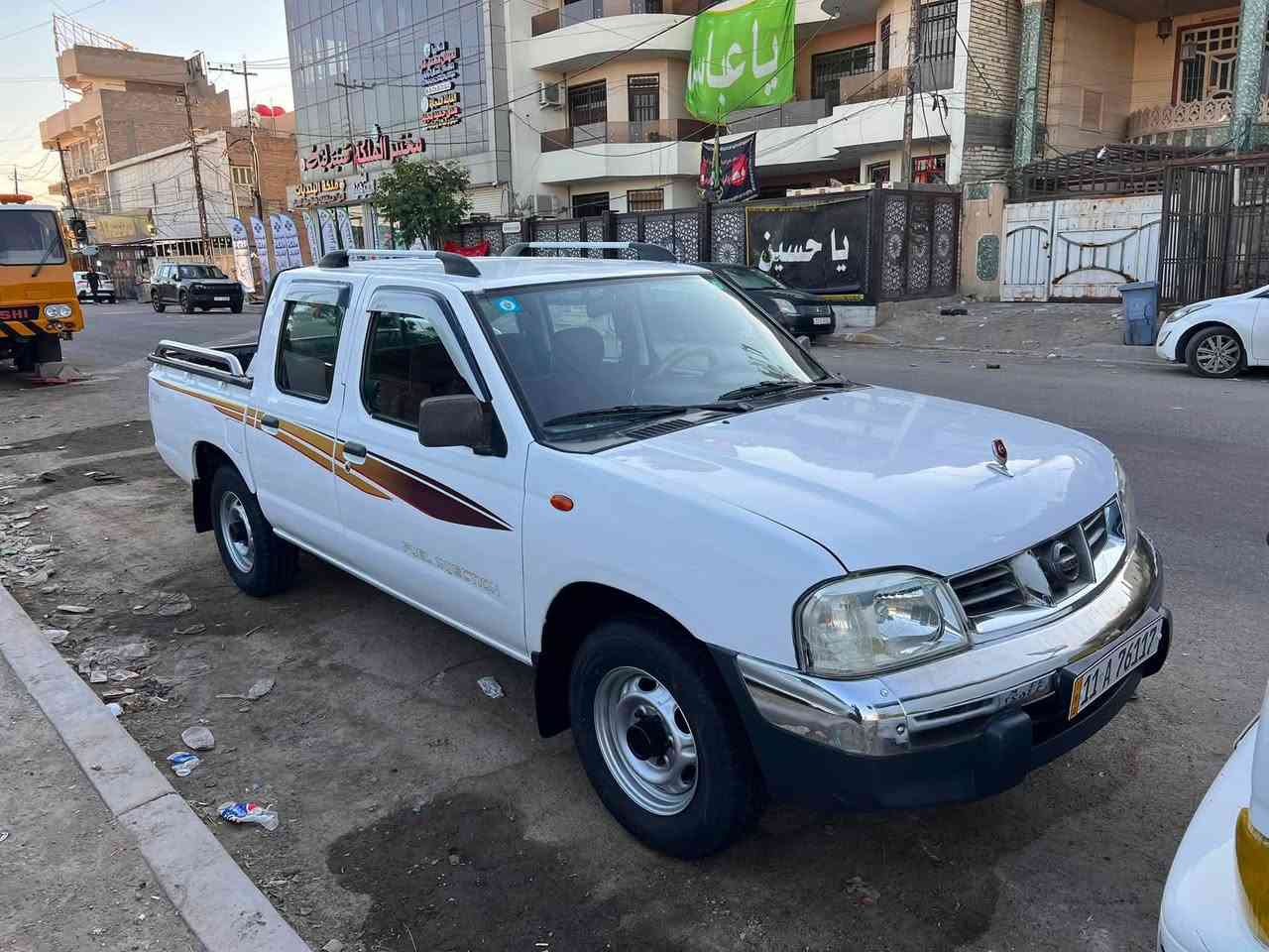 السلام عليكم للبيع بيكم نيسان مديل 2009. ياباني اصل.   رقم بغداد إنكليزي.   بسمي سنويه لل31.  جديده بسمي.  محرك بخاخ 2400. بلادي    تبريد ثلج.     تخم تاير. كير اكسن حداده جديده.     مكفوله من ضربه وكص   صبغ خشم بنيد فقط.     مكفوله من الفتح والتبديل.  شرط فحص سونر      مكاني بغداد.      السعر 110. ورقه وبيها مجال.  
اتصل وتدلل.      ***********.     ❤️
