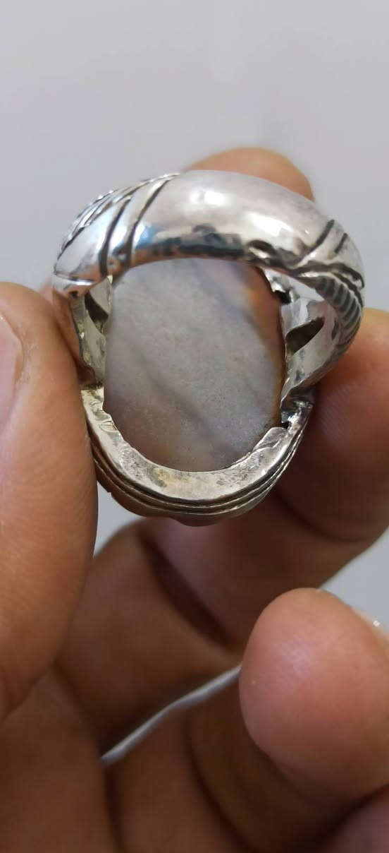 سلام عليكم خوان تحفة فنية من داودي قياس الخاتم 24
بيع فقط تفاصيل اكثر خاص يوجد توصيل


**إذا كنت صاحب هذا الإعلان وتريد حذفه لأي سبب، رجاءا أرسل رسالة إلى الدعم الفني**