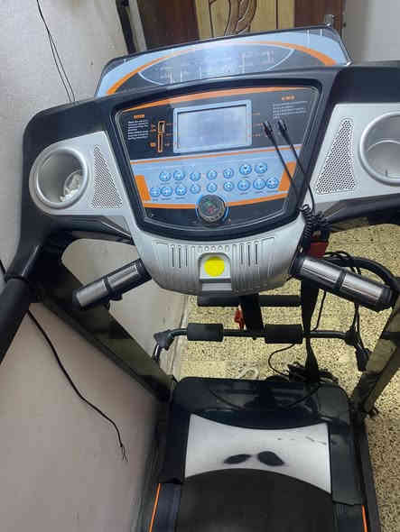 السلام عليكم جهاز جري. جبلي  نضيف ستعمال شي قليل البيع. سعر مال بيع 300 عنون دوره ***********
