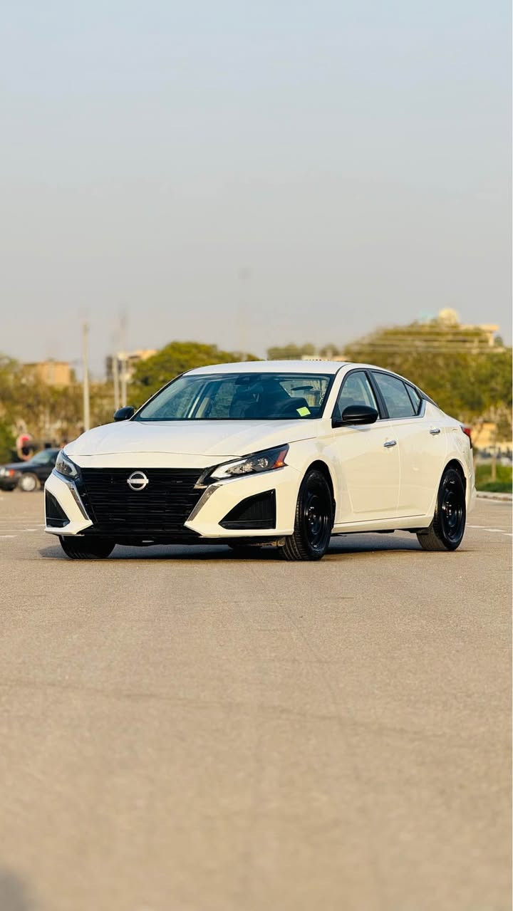 بدون دواخل بدون ارباگ 🔥
.
Altima S 2024 
.
ماشیە 53 مایل
.
سیارە حادث خفیف بنید و جاملغ صبغ باب کلیر امریکا ،رقم شاصی:
1N4BL4BVXRN361967
.
سعر السيارة 152 ورقة 
.
*********** كالار, السليمانية
