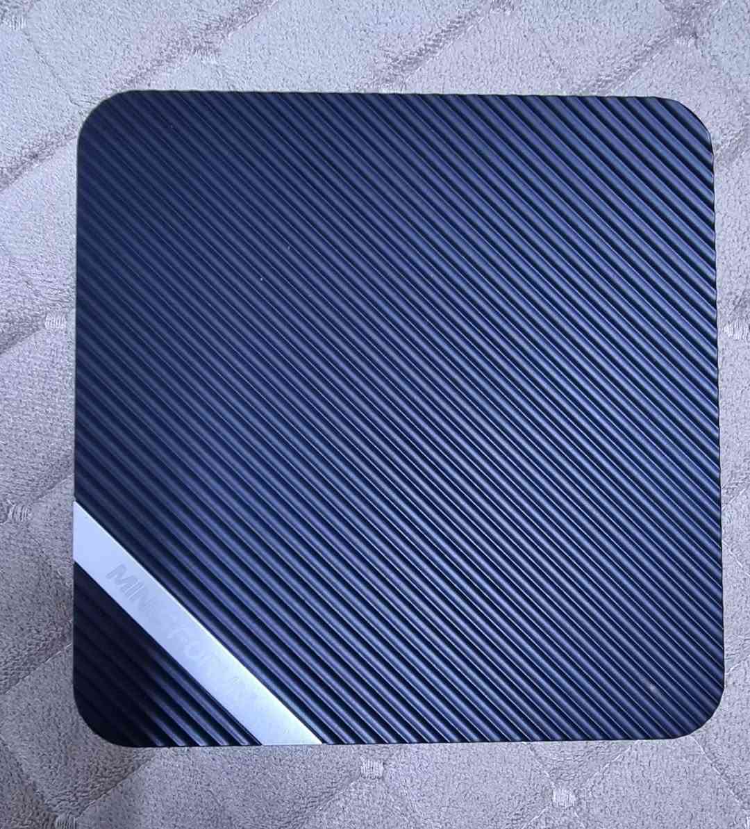 مني بي سي MINI PC العاب وبرامج هندسيه....
للبيع مني بي سي مخصص للبرامج المتعدده
 والالعاب بمعالج عملاق ......
((بدون رام ........ سعة الهارد 256))
المواصفات// 
☢️معالج AMD Ryzen™ 7 7735HS 
☣️وبطاقة رسومات Radeon™ 680M
⛔️قناة DDR5 مزدوجة - 4800 ميجاهرتز
🚫محرك أقراص الحالة الصلبة M.2 2280 PCIe4.0 
(حتى 2 تيرابايت)
♾️فتحة قرص صلب SATA مقاس 2.5 بوصة
⭕️ويندوز 11 وواي فاي 6 وبلوتوث 5.2
       ((((((((( السعر 415 الف ))))))))
بغداد /مدينة الصدر/***********
