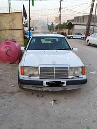 مرسيدس • مكينة ٣٠٠ • نجف مشخاب