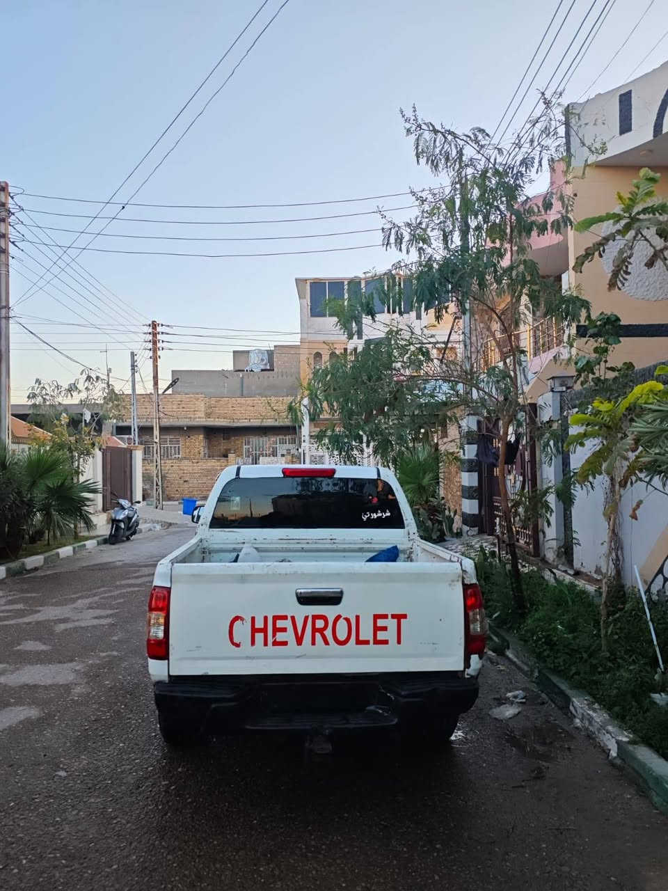 للبيع شوفر لوف موديل 2005 مزاد وزاره الداخليه محرك وكير بطه سياره جاهزه السعر 45ورقه وبيهه مجال المكان ميسان قضاء كميت الرقم ***********
