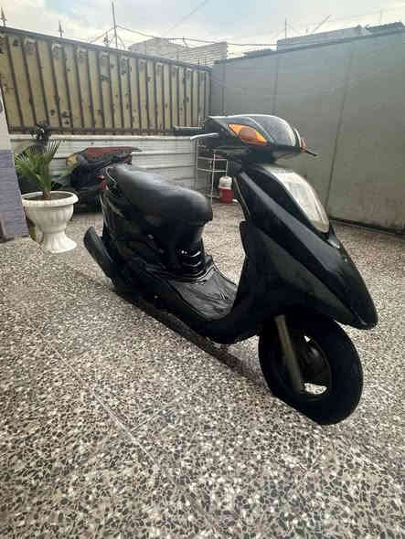 سلام عليكم دراجه بريز مكينه مفتوحه كهربائيّات كلهه شغاله نكره سلف كفرات بلاديه كابريتر بلادي العنوان بغداد حي اور  300 وخمسين وبيهه مجال ‏‪***********‬‏
