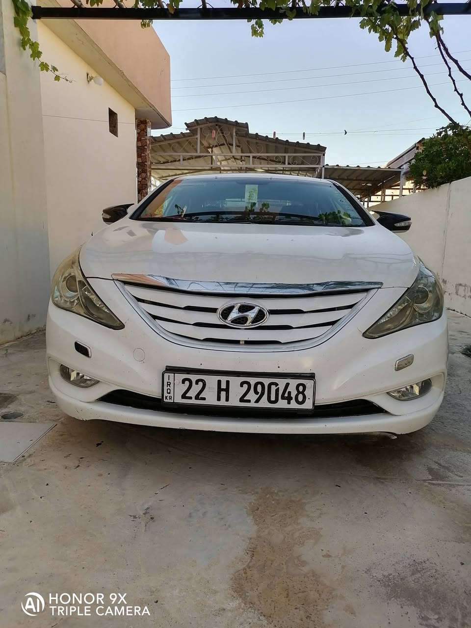 السلام عليكم سوناتا مضلع ٢٠١٠ كوري للبيع فقط بدون مرواس سياره جاهزه من كلشي مابيها نقص كير محرك شرط تايرات فوك زوج جدد زوج نص عمر طخمها جديد كهربايات كله شغاله داخلها نضيف سياره بيها منضومه غاز يطالي شغالي يعني غاز بانزين محرك دوش المرغوب حجم 20 بشرط التحويل رقم جديد سنويه جديده هزه جديده سياره بيها قطعتين صبغ بوند جاملغ بشرط بدون دواخل تبريد ثلج منضومه كامله جديده  *********** ***********
