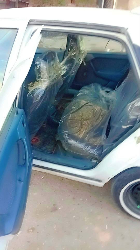 أوبل لا ضربه ولاصبغ ولا معجون شرط تحويل رقم سليمانية جديد 
موديل ٩٣ كير محرك بشرط صدر أمامي خلفي بشرط مشط جديد شاده سياره بدون جراد خياس
رقم 🔢 *********** كركوك, العراق
