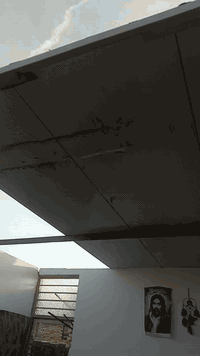 السلام عليكم 
سندويج للبيع الطول 11 متر 
5قطع كل قطعه 11 متر 
السعر المتر بي 10 وبي مجال 
للاستفسار الاتصال على الرقم ***********
غير متواجد على الفيس
