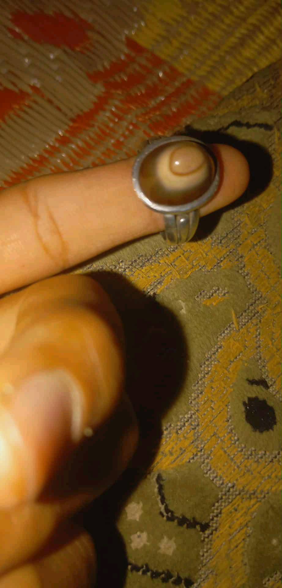 البصره الزبير
خاتم جزع بقري 
ومعروف مواصفاته 
الجزع 
لمو شراي لايتعبني وسلام عليكم
