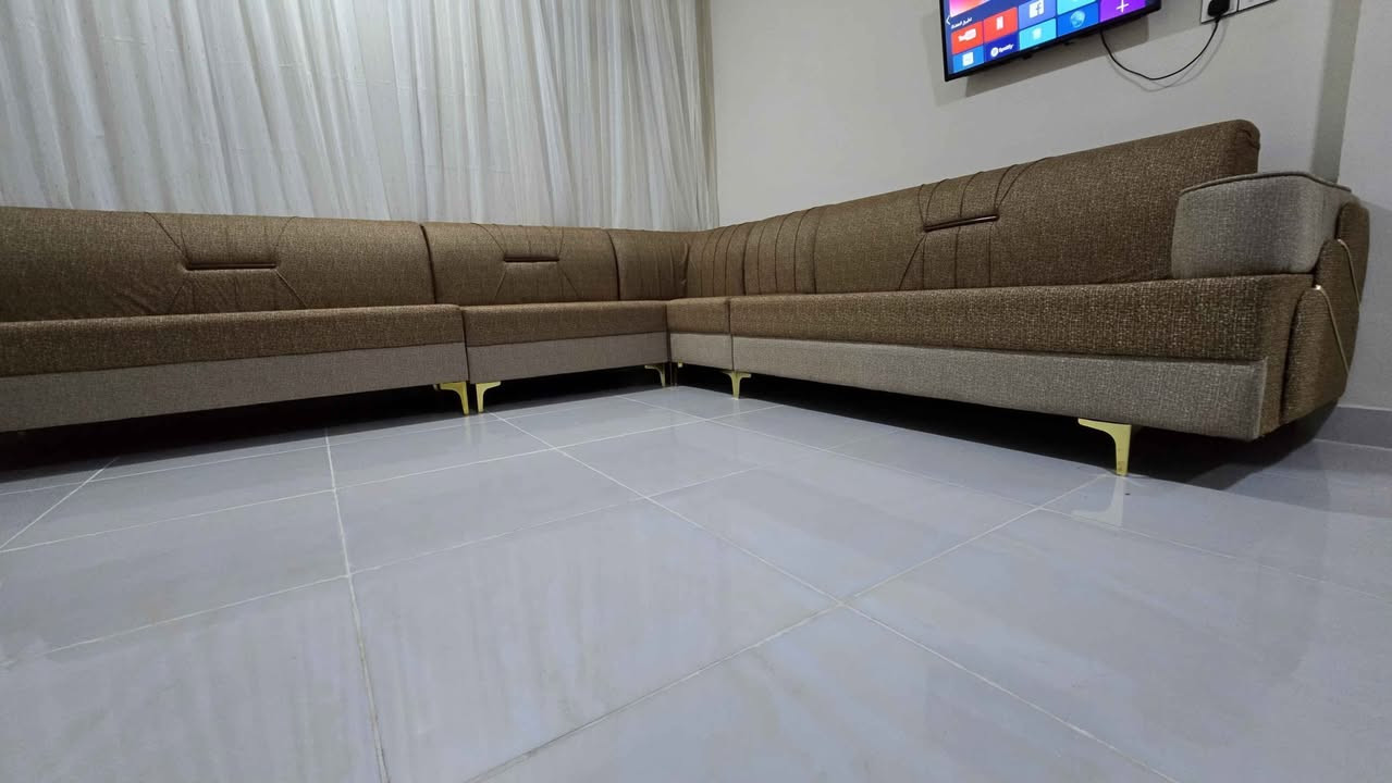 تخم عراقي نضيف جدا 10 مقاعد 
مكاني كربلاء(***********)
*********** كربلاء, العراق
