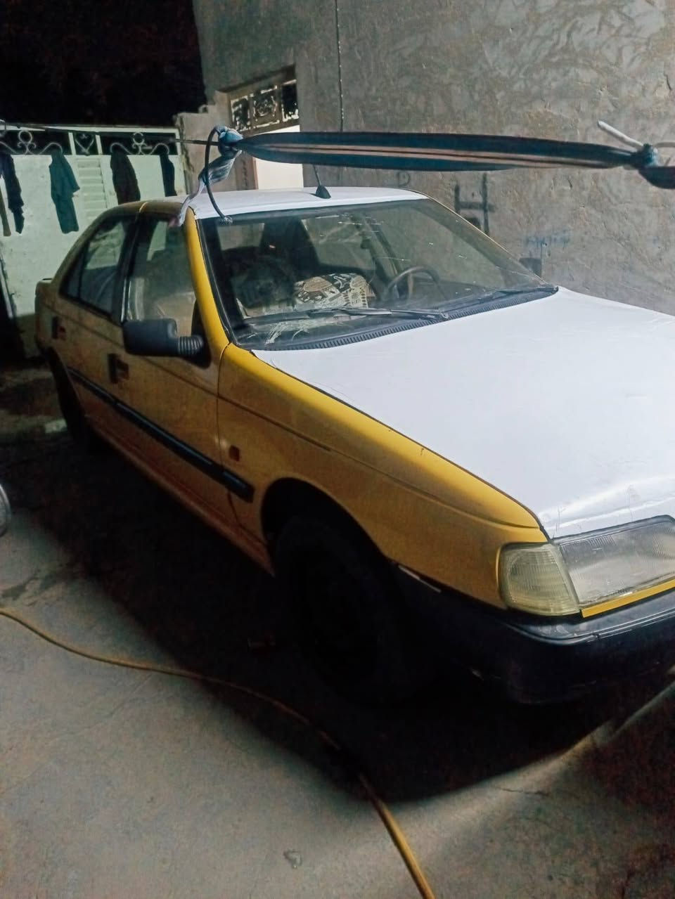 السلام عليكم سياره للبيع بيجو روه الفين وتسعه مكينه وكير جدد حداديه حلوه غرفه جديده تخم تاير تخم وياله معمره *********** على أيدي رقم قادسيه السعر 13وبيه  مجال حك الجيه  مكاني نجف @
