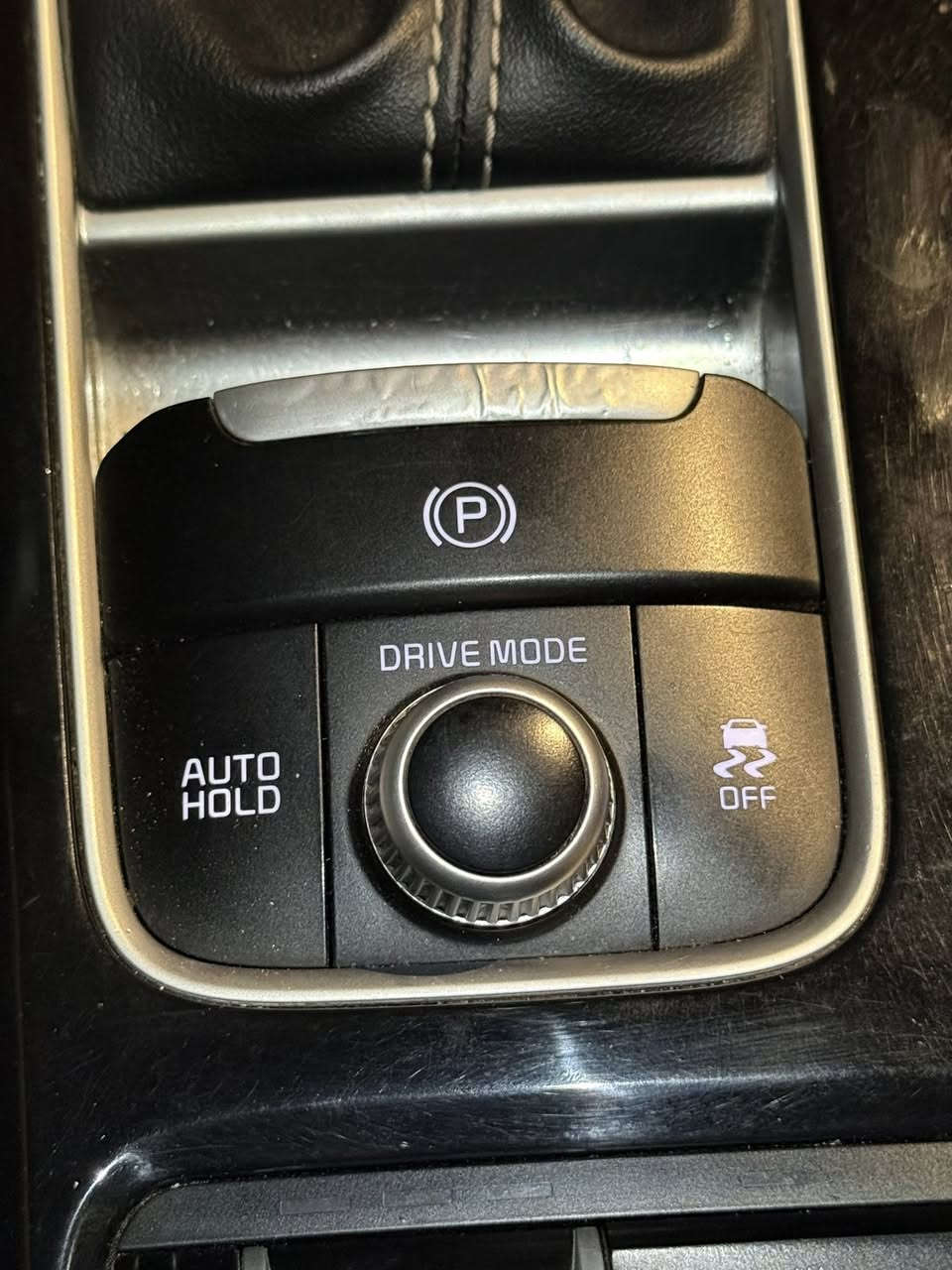 كيا ستنكر للبيع او مراوس
2018
فول مواصفات بريميوم
رادار امامي
تحديد مسار
مري شفط
مري قلاب بالبك 
مري هيتر
٥ انضمه قياده
كير ٨ نمر
حساسات امي و خلفي
حساس مري جانبي
مرايه وسطيه تعتيم ذاتي
كشنات جلد
جشنات كهرباء
كشنات تدفئه
ستيرن كهرباء
ستيرن تدفه
نضام ترحيب
دخول ذكي تشغيل بصمه
ويل كب ١٨
تخم تاير جديد 
منضومه بنزين جديده
شفتات ستيرن
مختمه كلها E بلادي
مكينه 2.0 تيربو
صاروخ
بدون حادث السياره داخله كلين بدون ايرباك بلاديه السياره للأخير
بيها فقط شبر بالباب بارد و شبر بالجاملغ بارد فقط الباقي كله مكفول للأخير حتى الدعاميات
السعر 165 و بي مجال بسيط كلش
***********
