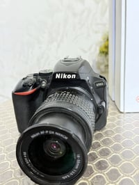 نيكون 5600 • عدسة 18-55 • رام 16 جيجا