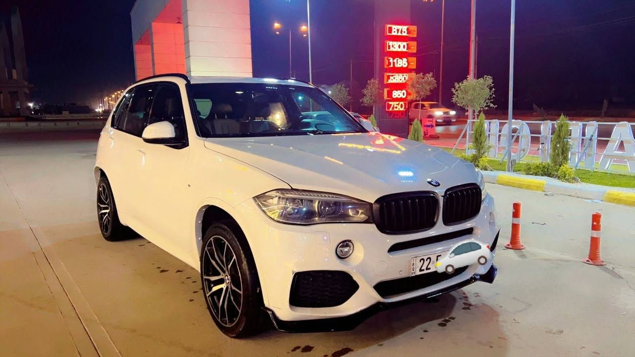 BMW (X5) 
ابيض ثلجي 
  موديل 2017
‎وارد الماني كلين  بدون حادث  
‎محرك كير ما مفتوح 
‎بدون اي نقص جديده جدا
 ديزل ( كاز ) ‎المواصفات : 6 سلندر 
‎/ تون تيربو /
‎ بانوراما
‎داتا شو
‎ / نظام ملاحة 
‎/ بصمة 
‎/ داخل قرميدي جلد
‎ / بصمة 
‎/ كراسي امامية كهرباء وخزن ميموري /
‎ / جنطة كهرباء /
لايت متحرك مع الستيرن‎  LED 
‎/ ٤ انظمة قيادة 
‎/ هند بريك دكمة 
‎/ ٣ قطع تبريد مركزي 
‎/ اوتو هولد 
‎/ حساس امامي خلفي
‎ / مانع انحدار 
‎/ مانع انزلاق 
‎/ ماوس تحكم بالشاشة 
‎/ كامرة دوارة 
‎/ اطفاء ذاتي 
‎/ داخل صاج 
‎/ مري شفط 
‎/ شفتات سرعة 
کشن بارد حار ‌‌‌‌فول فول مواسفات /
‎/ تحكم ستيرن كهرباء 
‎رقم اربيل الدولي بأسمي
 ***********  ‎مكاني اربيل 205 ورقە أربيل, العراق
