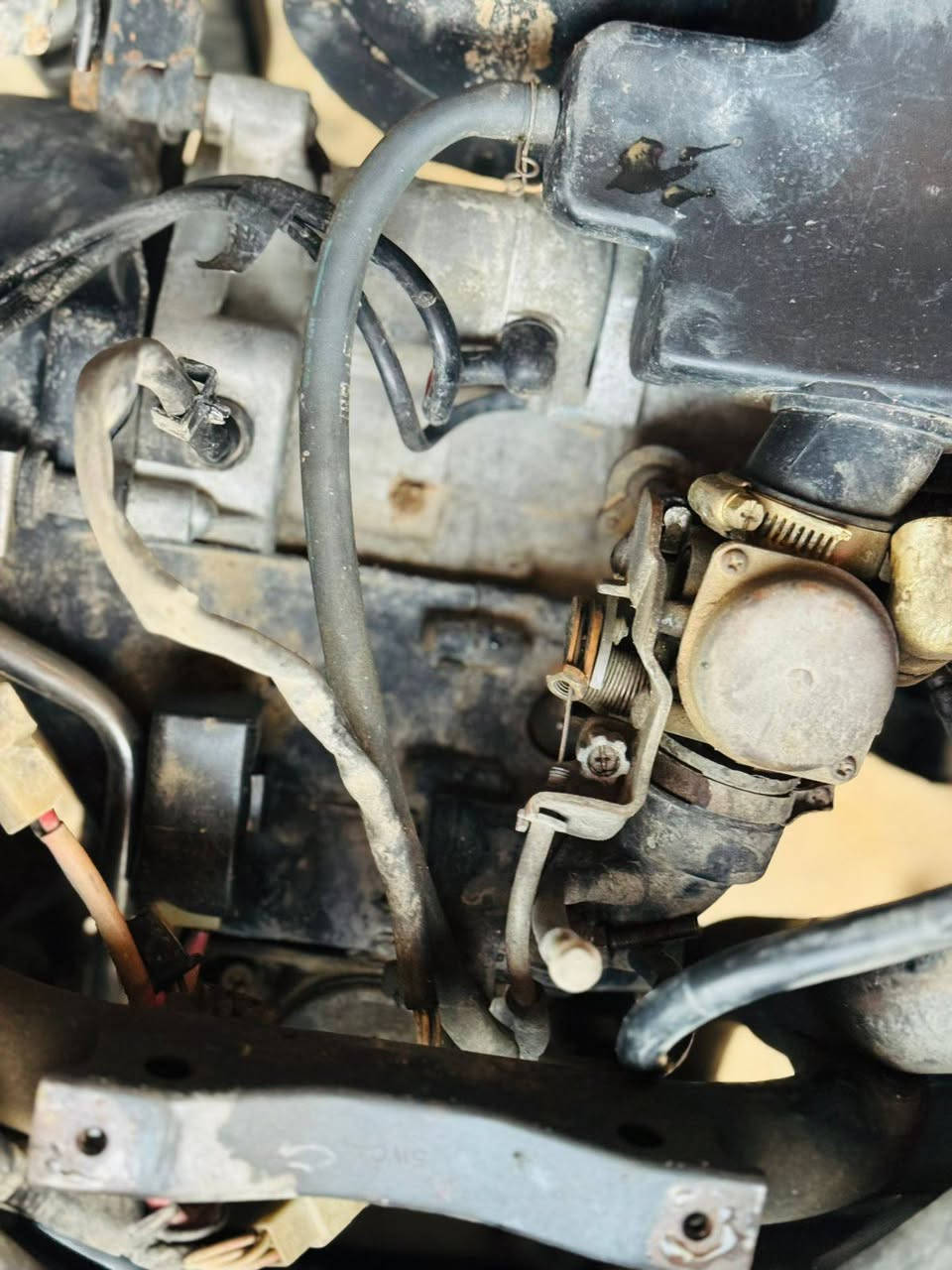 منغولي بلاديه بلاديه بلاديه
فقط بؤشه اتحاسب وياك علبرغي اذا تجاري 
كفرهه ل بلاد موجود 
600
***********
ديؤانيه دغاره
