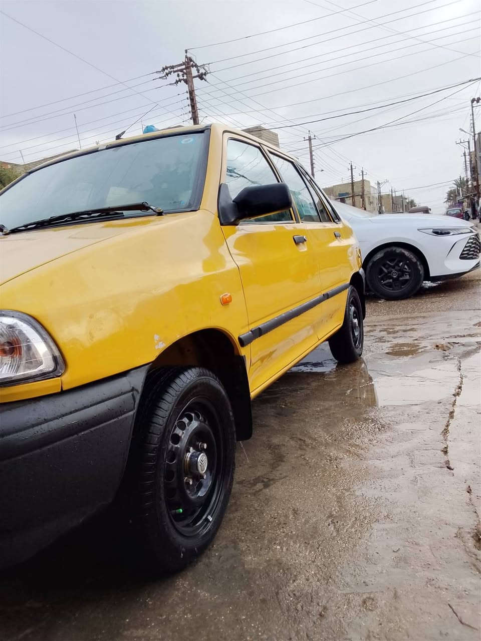 السلا م عليكم سايبه موديل 2013 البيع السايبه نضيفه وخير من الله كهربايات كلها شغاله تبريد شغال  جاهزه من كلشي مصفره هيه وغرامه (ملاحضه المكينه بيها خيط تبخير ومتنقص الله شاهد) العنوان بغداد الدوره ابو دشير السعر 32 وبيها مجال الطيبين *********** بي واتساب
