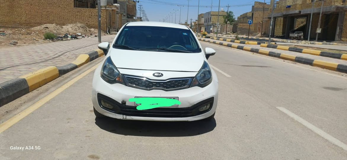 السلام عليكم
كيا ريو موديل 2013 وارد خليجي بيها رشات صبغ مكفولة من الفتح والتبديل محرك 1600تبريد وي السويج تخم تاير جديد حدادية بلكارتون رقم بغداد انكليزي بسمي سنوية مجددة هزة جديدة السعر 75وبيها مجال الهاتف *********** ناصرية, ذي قار
