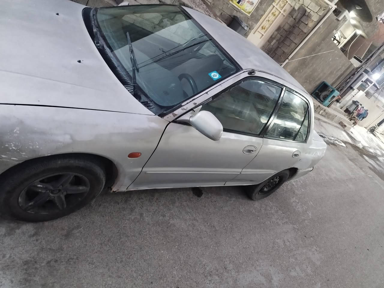 سلام عليكم ورحمه سياره لانسر موديل1994 بغداد بأسمي سنويه ل2030 تحويل ثاني يوم 28 وبي مجال رقم موبايل ***********
