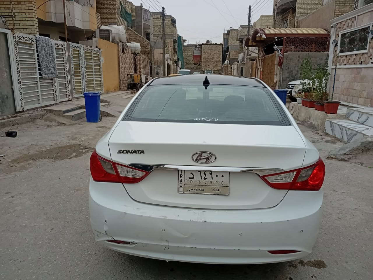 سوناتا 2012 وارد خليجي رقم بغداد تحويل ثاني يوم بيها طخه بالتكمه من فوك لغود شواصي تكم حوض كلها مكفوله مثل ماموضح بالسونار 
المواصفات 
محرك 2400 دوش 
فول تحكم ستيرن 
داخل بيجي 
اشاير بالمري 
نظام ايكو 
جام كهرباء 
تبريد قطعتين 
نظام ABC
5 ويل كب بلادي 
كير محرك مكفولات تبريد تدفئه شغالات صدر خلفي امامي جديد تخم تاير شاده جديد
سياره جاهزه نصبه فول واحلى من الصور  
السعر 84$ وبيها مجال 
مكاني بغداد 
***********
