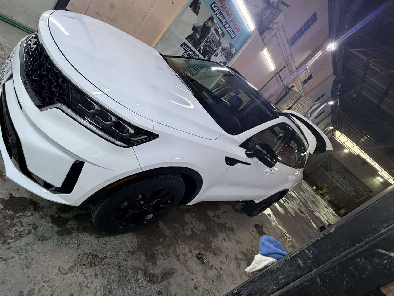 السلام عليكم 
سورنتو موديل ٢٣ وارد امريكي  بدون ايرباك ربع جاملغ فقط  ماشية 19  مواصفات اكس لاين بصمة بانوراما كشنات جلد تدفئة كشنات  كشنات سياحي مكينه 2500 تيربو يعني صاروخ 
مكان سياره بغداد المحموديه السعر 255
***********
