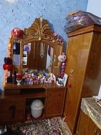 غرفة • للبيع