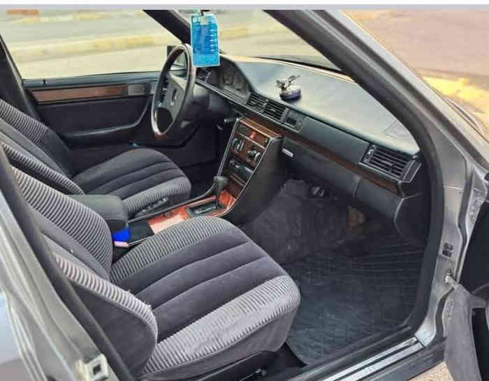 السلام عليكم مارسدس دب موديل 88 رقم سلمانيه نظيفه مكينه وكير 2500  كفالة التبريد ويه السويج السيارة صبغ عام مكفوله من الضربه الغرفه جديده  تايرات جدد باتري جديد بعده بالكارتون قواعد سليمه كفاله السيارة خير من الله ونعمه السعر 68وبيه مجال واني خادم الكم  رقم موبايل ***********//////*********** واتساب بيه وإني بالخدمه
