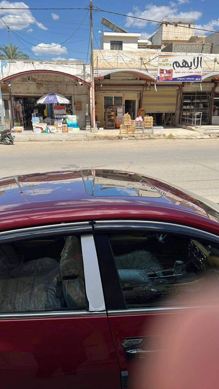 السلام عليكم
نيسان سنترا موديل ٢٤ 
سياره فول لمتت واحد على واحد رقم بغداد مشروع وطني انكليزي سياره جديده صور الحادث واضحه بالصور  عنوان سياره ديالى بعقوبه 
السعر 140 غير متواجد ع الفيس الاستفسار ع رقم ***********
