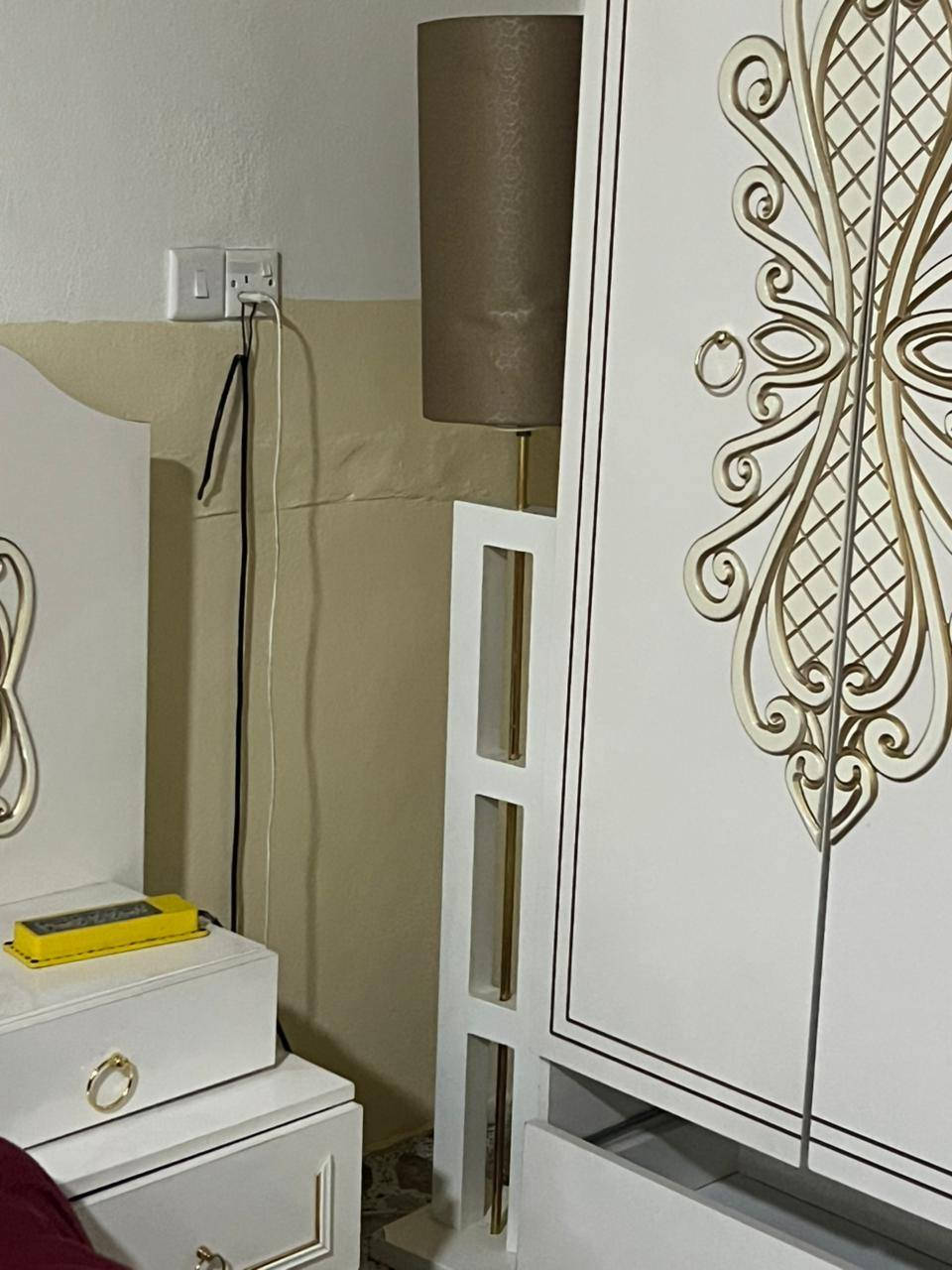 غرفه نوم للبيع ب ٥٠٠ قفل
بعشيقه مفرق خور سيباط
*********** واتس
