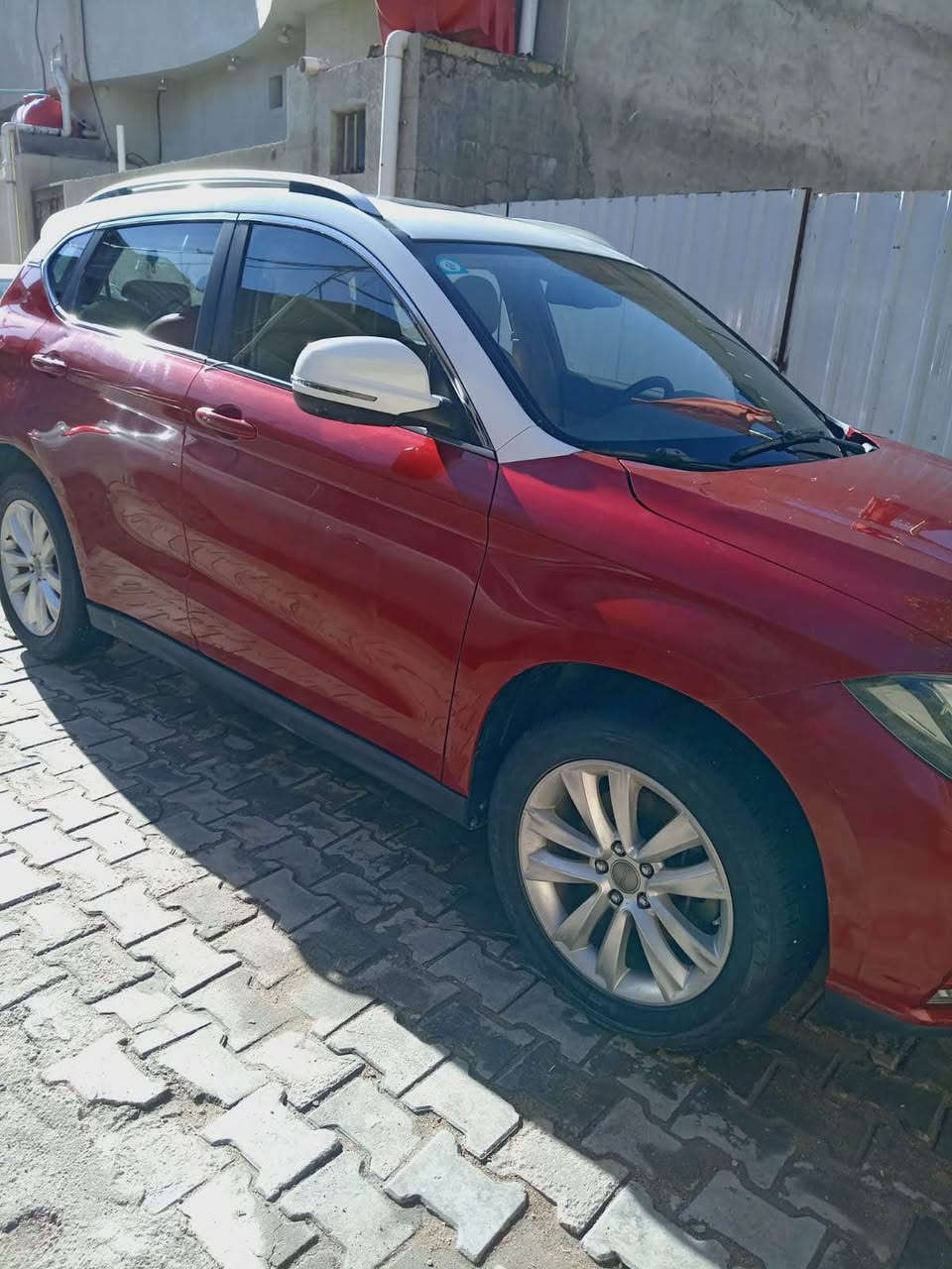 هافال موديل 2016 خليجي فول الفول واحد على واحد خليجي رقم بغداد مشروع وطني تحويل مباشر عندي وكاله من راعيها باسمي ام الباكود لغرض التحويل والبصمه باي محاوله تتحول السياره حره كفاله عامه ماشيه ٧٥ فيها فقط اطلاقتين بالباب الخلفي ومصلحات اثناء رمي الجيش علئ المتظاهرين واكفه عالشارع بالباب باقي السياره كفاله عامه السعر ١٠٥ وبيها مجال قليل او مراوس بصالون شانجان السفن او غيو نوع شانجان او تيكو 2018 5 او اي كوري النترا *********** البصرة, العراق
