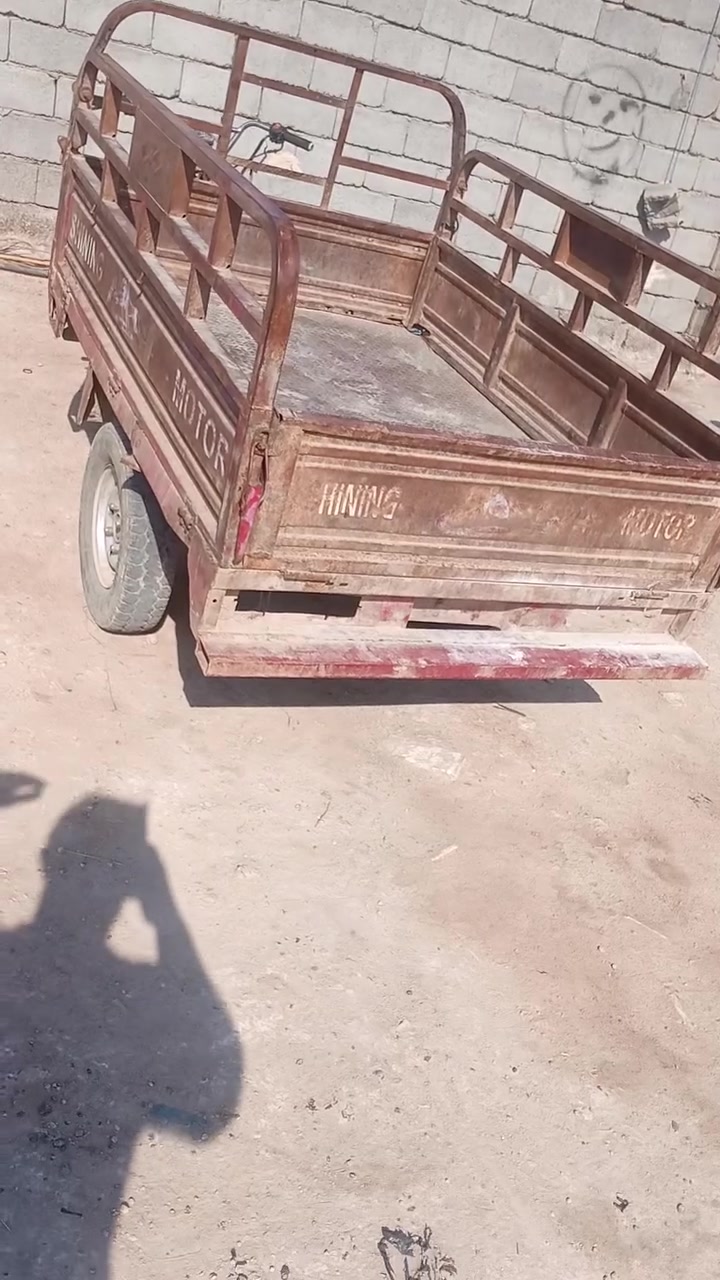 سلام عليكم ستوته جمره للبيع مكاني اللطيفيه سعرهه 750 وبيهه مجال ***********.   ***********
