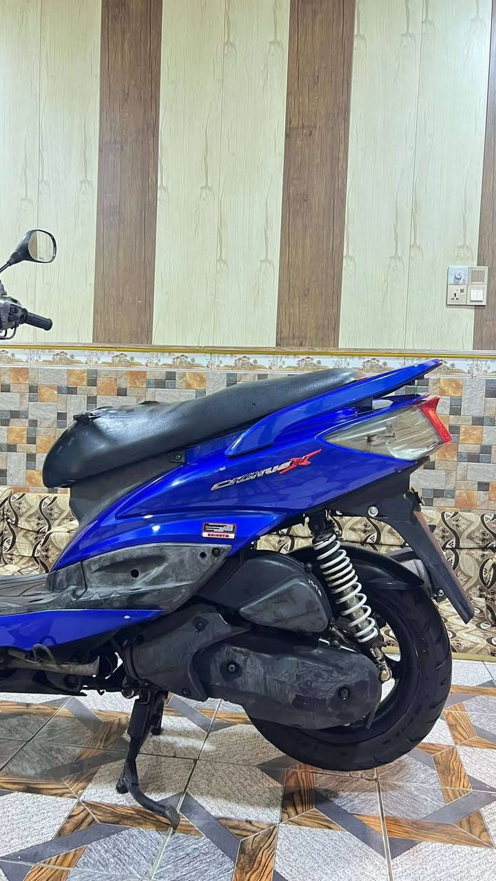 السلام عليكم (بصرة)
سكنس فحل نوزل ياباني خطين الدراجة رمبة كفالة عامة من اي شي دراجة كلش حلوة و نضيفة الياخذهة يترحملي عليها نكرة سلف شلعة و معدل تخبل شرط الفحص وين ما يعجبك مكاني بصرة السعر (1150 ) مليون و مية و خمسين وبيه مجال للشراي 
للاستفسار ***********
