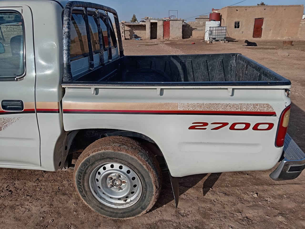 السلام عليكم تيوته دبل قماره 2001 رقم اربيل  محرك 2700 محرك وكير مكفول داخل السياره احمر اقطرت صبق مابه السعر125رقم الهاتف ***********
