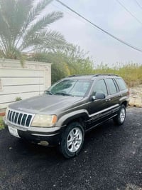 جيب شيروكي • ٢٠٠٠ • ٨ سلندر