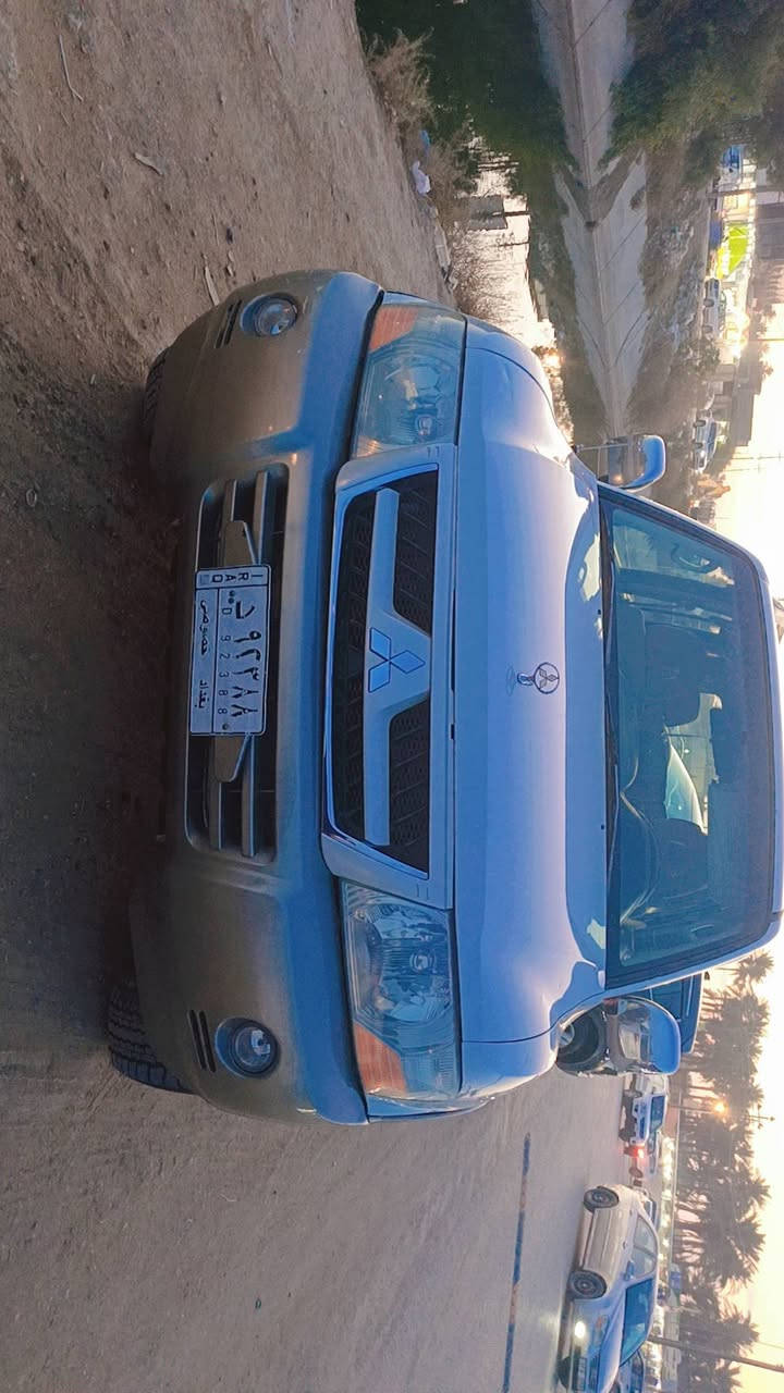 سلام عليكم باجيرو موديل 2006 ابسمي تحويل ثاني يوم عنوان سياره كربلاء محرك 300 سياره كفاله عامه فقط حجل محرك كير حداديه تبريد كله جديد  سعر 100 ورقه وبيه مجال رقم ***********
