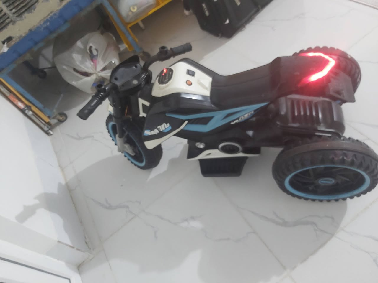 ماطور شحن مال اطفال موجود ببحركه
يحمل وزن حته 80كيلو سعره 75الف


**إذا كنت صاحب هذا الإعلان وتريد حذفه لأي سبب، رجاءا أرسل رسالة إلى الدعم الفني**