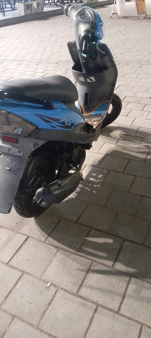 سلام عليكم دراجه ماكس عدله كفاله ما عده كفر تجاري تيوان مكينه ما مفتوحه شلعه معدل مكينه خير من الله سلف بلادي هندر كهربائيات كله كامله ما نقصها برغي  مكان بغداد كم ساره ***********سعر (650 )
