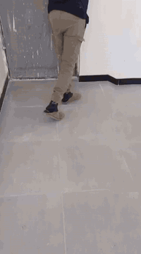 السلام عليكم خلفه سيراميك وبورسلين جدار وارضيه ومرمر وكاشي ودروج وألواح مدينة الصدر واسعار مناسبه متفرغ حاليا ***********
