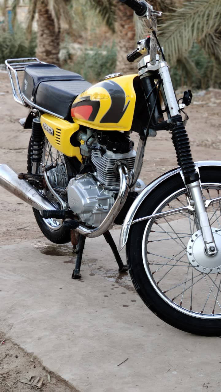 دراجه لبيع نضيفه ادوات سعر500  ***********هذ رقمي  المكان الهارثه المسحب
