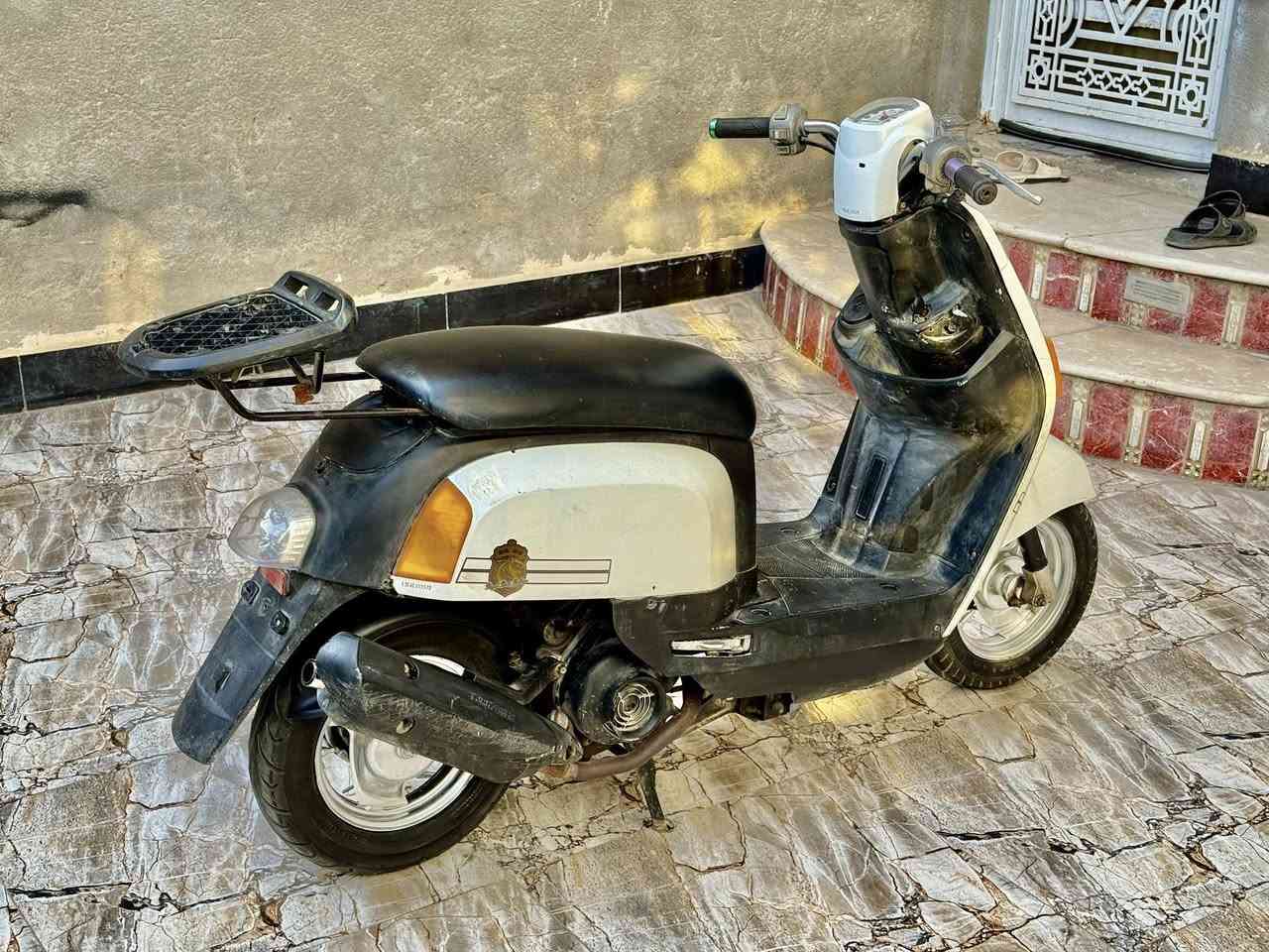 بوليسي 50 بلاد دراجه كله بلاديه ونضيفه نصبه حلواه ( نكراه سلف ) كهربائيات كلها شغاله ( مفتوحه دراجه ولفات مكينه ناعمه خرسه نهضه شك الكاع ومعدل )  ( كفرات كلهن اصليات ختم واحد وملح  ) مكاني ناصريه تضحيه السعر 525 وبيها مجال ***********
