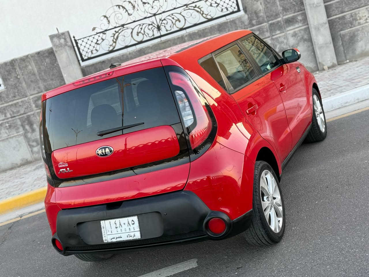 كيا صول 2014 وارد أمريكي 
رقم كربلاء تحويل مباشر 
عداد المسافه : 68 الف mill
حجم المحرك : 4 سلندر 2000 
المواصفات 
شاشة اندوريد - تحكم سترين - كامرة خلفيه
ويل كب - حساسات خلفية 
الضرر : مكفوله كفاله عامه كلين تايتل 
السياره جدا نضيفه بدون نواقص 
السعر117 ورقه للاستفسار الاتصال 📞
*********** مهندس حسين  
كربلاء / حي الحسين 
شركة_المتحدة_لمزادات_السيارات_وقطع_الغيار
