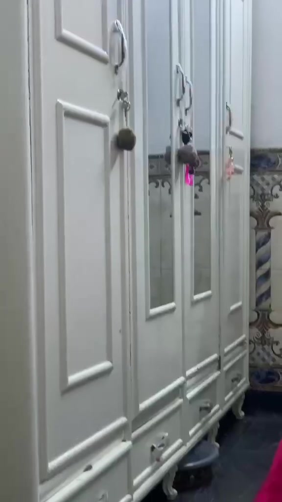 ودوشك وياها هم ابيعه يعني كلهن ٤٥٠ شخط ما بيهن  مكاني حي الكوفه بغداد قرب تقاطع كسرى وعطش


**إذا كنت صاحب هذا الإعلان وتريد حذفه لأي سبب، رجاءا أرسل رسالة إلى الدعم الفني**