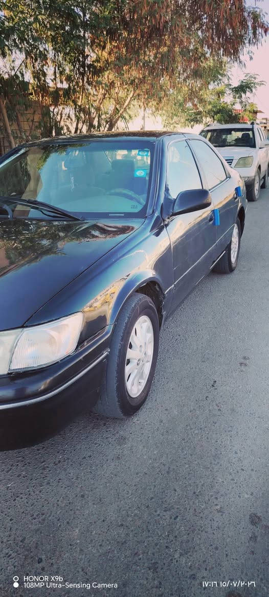 للبيع كامري موديل 2000
رقم بغداد دولي
هزه وتحويل جديد
سنوية لل3031
محرك وكير مكفولات
6 سلند. 
صدر امامي وخلفي جديد.
تدفئه تبريد.
مصبوغة عام.
السعر 60 ورقة وبيها مجال.
مكان السيارة صلاح / الضلوعية
رقم الاتصال (***********)
(***********)
