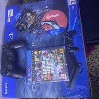 بلي فور سلم نضيف مع ثلث أقراص ثانان بدون غلاف واحد مع غلاف ذكرة ٥٠٠كيك...