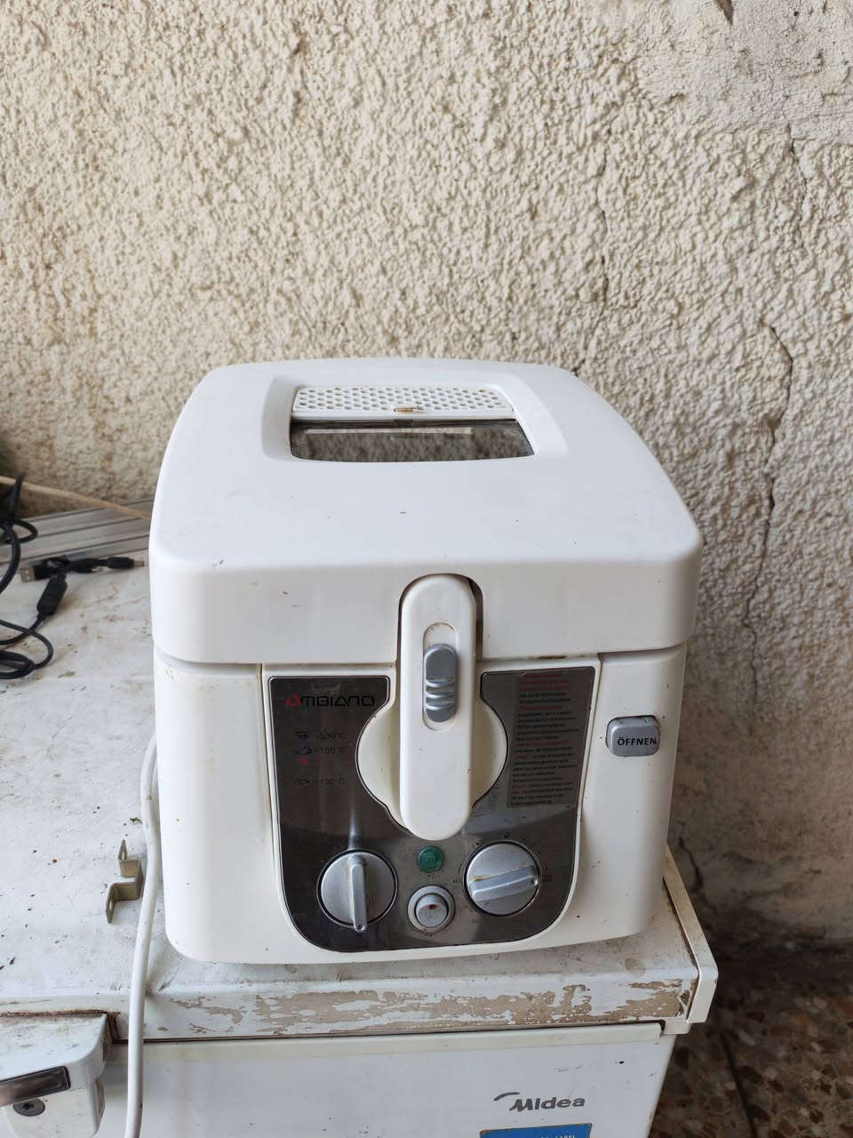 قلاية كهربائية نظيفه مابيها اي مشكله السعر 40 مكاني بغداد المعالف رقم تلفوني ***********
