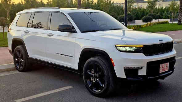 Jeep grand sheroke limited Plus INDIVIDUAL
جيب كراند شيروكي موصفات ليميتد بلاس انديفيجوال استيراد خاص وارد امريكي حادث جدآ خفيف بدون دواخل 
بيلادي ٣ شاشة و مرايه داخليه كاميرا و ٣٦٠ درجه كاميرات و رادارات كراسي جلد و تدفئة و تبريد وخزن ميموري وارليس جارج 
وارد امريكي حادث جدآ خفيف بيها بابين مبدل نفس لون بيلادي جهه سايق مكانين تكحيل
سعر ٣٥٠ $

***********
